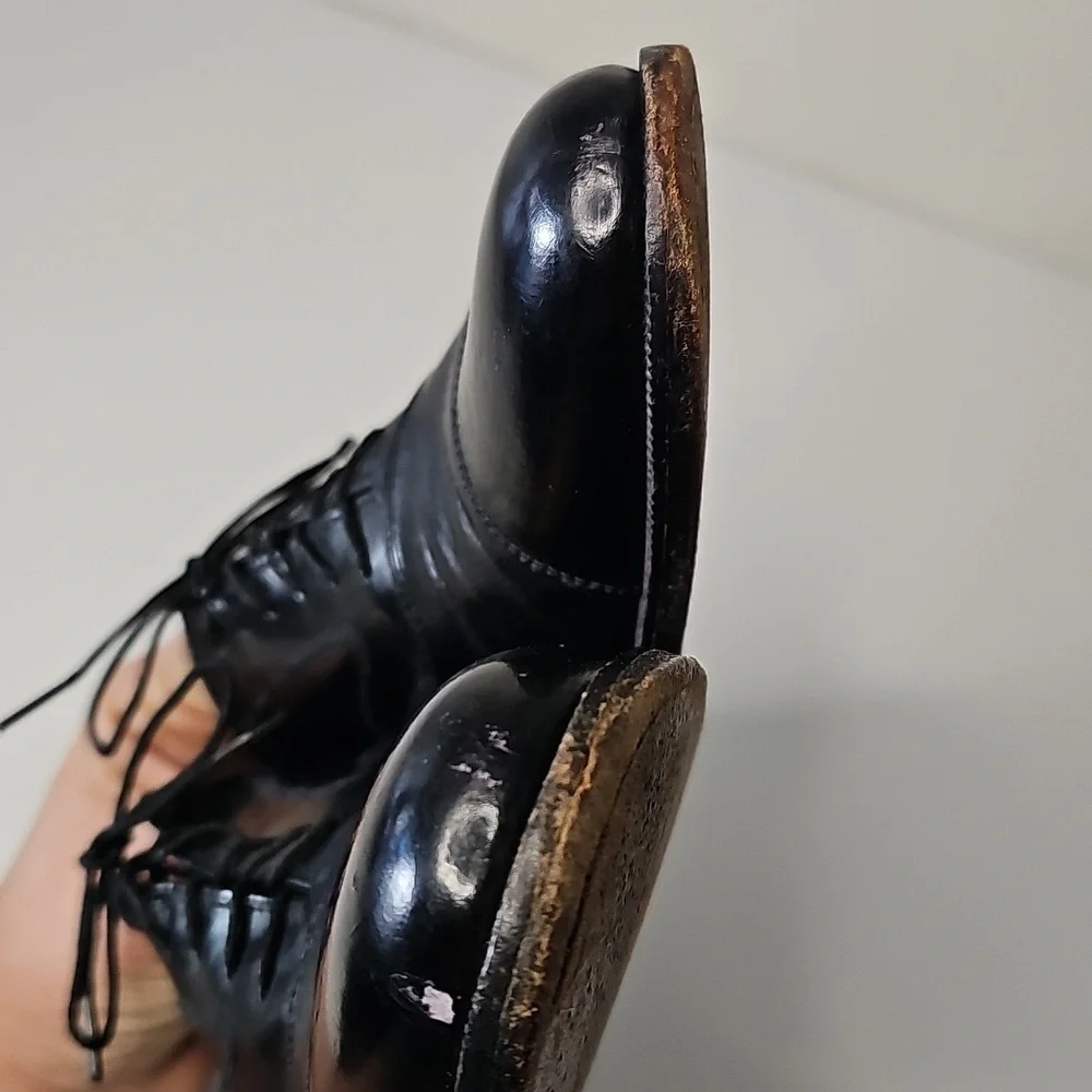 Salvatore Ferragamo **used signs